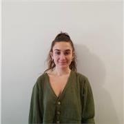 Profesora joven de inglés, euskera y matemáticas con experiencia